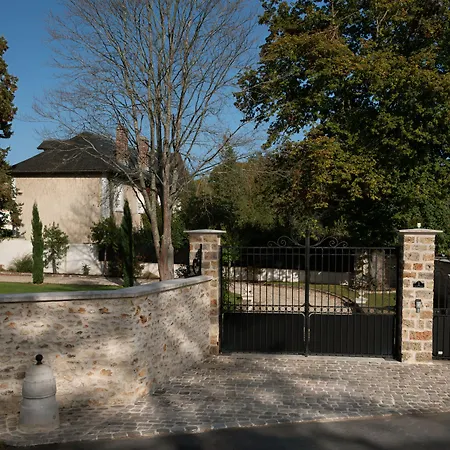 Le Clocher De La Duchesse Bed & Breakfast 3*