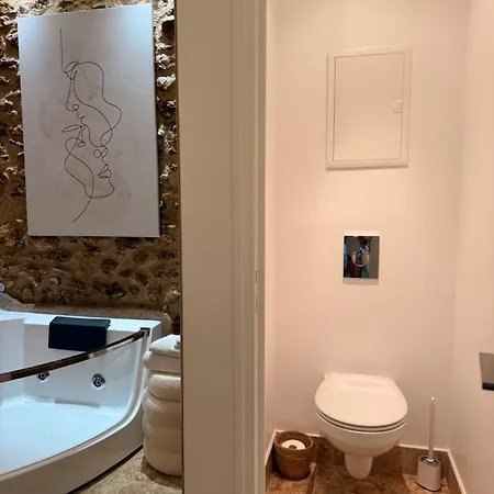 B&B Le Clocher De La Duchesse 3*