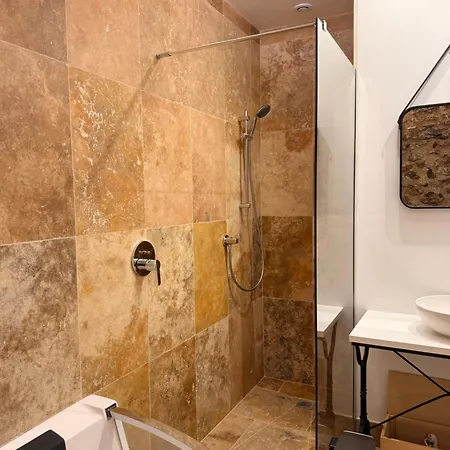 B&B Le Clocher De La Duchesse Bonnelles
