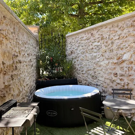 Bed & Breakfast Le Clocher De La Duchesse